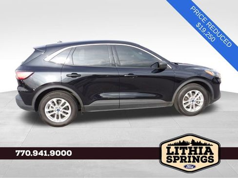 Certified 2022 Ford Escape SE image 8