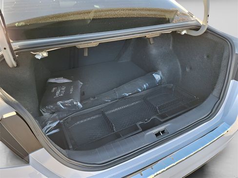 Used 2023 Nissan Altima 2.5 SR w/ SR Premium Package image 25