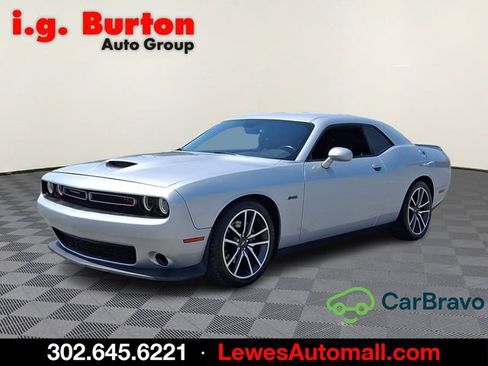 Used 2023 Dodge Challenger R/T RWD image 3