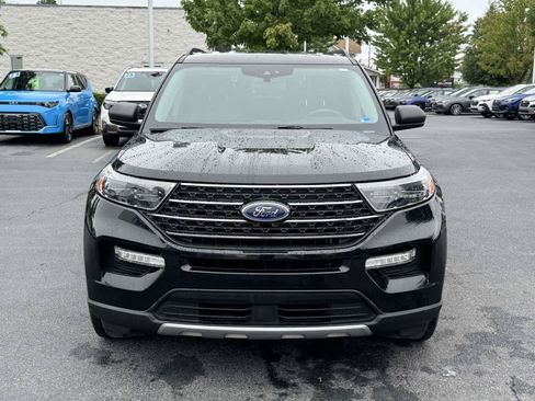 Used 2020 Ford Explorer XLT w/ Equipment Group 202A AWD/4WD image 5