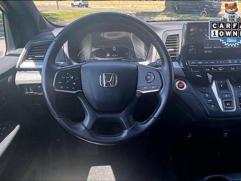 Used 2023 Honda Odyssey Sport image 5