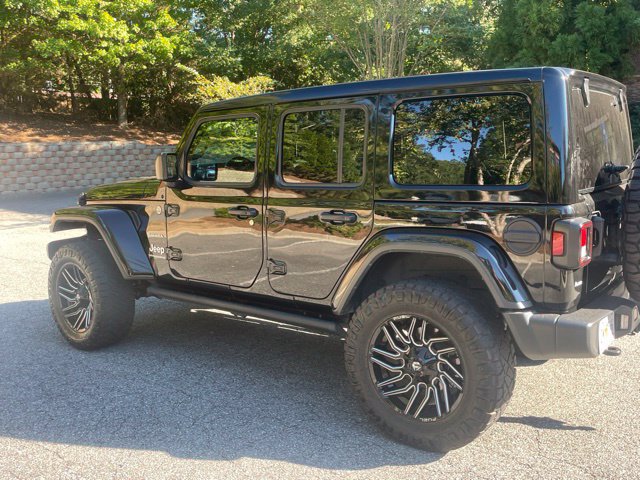 Used 2023 Jeep Wrangler Unlimited Sahara w/ Cold Weather Group AWD/4WD image 8