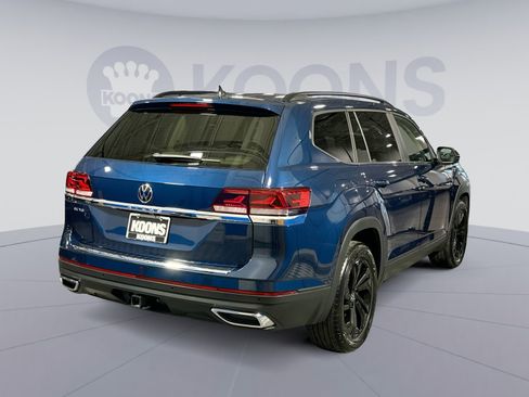 Used 2023 Volkswagen Atlas SE w/ Panoramic Sunroof Package image 7