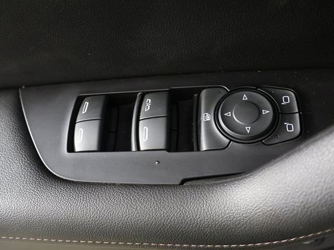 Used 2024 Chevrolet Blazer Premier w/ Enhanced Convenience Package FWD image 41
