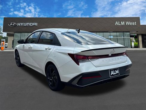 Used 2026 Hyundai Elantra Sport FWD image 7