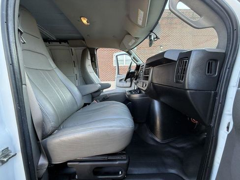 Used 2021 Chevrolet Express 2500 Extended w/ Driver Convenience Package RWD image 18