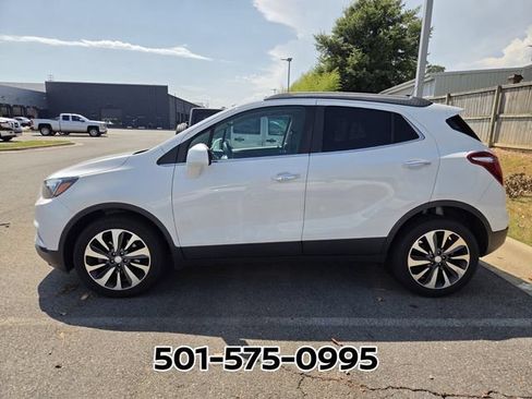 Used 2021 Buick Encore Preferred FWD image 2
