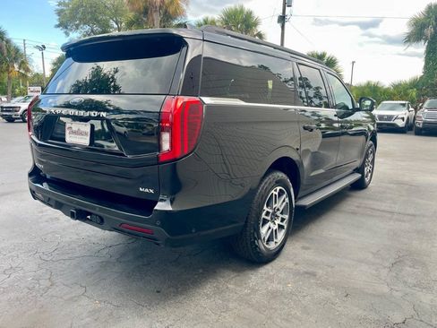 Used 2025 Ford Expedition Max Active AWD/4WD image 6
