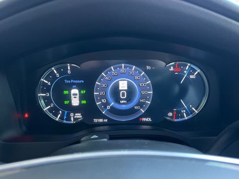 Used 2020 Cadillac Escalade Luxury AWD/4WD image 27