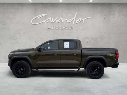Used 2023 Chevrolet Colorado Trail Boss AWD/4WD image 13