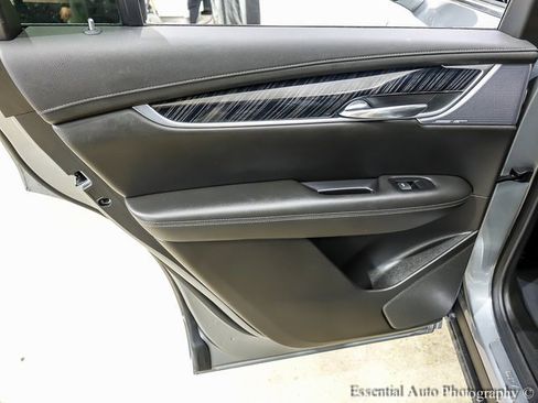 Certified 2024 Cadillac XT6 Premium Luxury w/ LPO, Floor Liner Package image 21