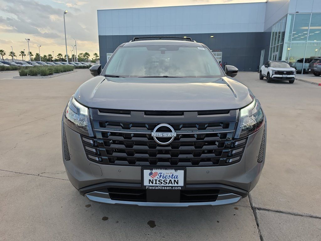New 2026 Nissan Pathfinder SL FWD image 10