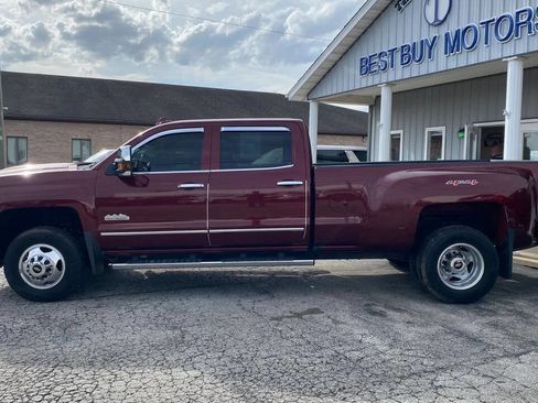 Used 2017 Chevrolet Silverado 3500 High Country w/ Duramax Plus Package image 2