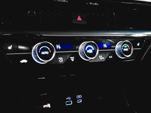 Certified 2023 Honda CR-V EX-L image 28