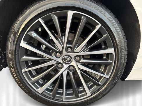 New 2025 Lexus ES 350 w/ Premium Package image 11