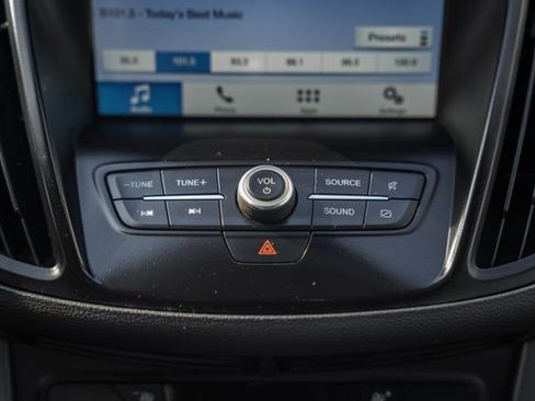 Used 2019 Ford Escape SE image 23