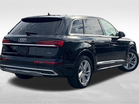 Used 2023 Audi Q7 3.0T Prestige image 13