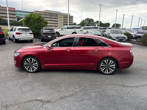 Used 2017 Lincoln MKZ Select FWD image 4