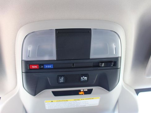 Used 2022 Subaru Crosstrek 2.0i Premium w/ Popular Package #4 image 27