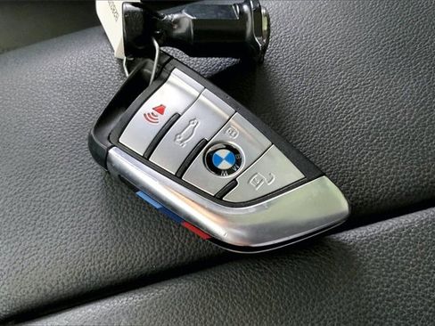 Used 2020 BMW X6 sDrive40i w/ M Sport Package image 13