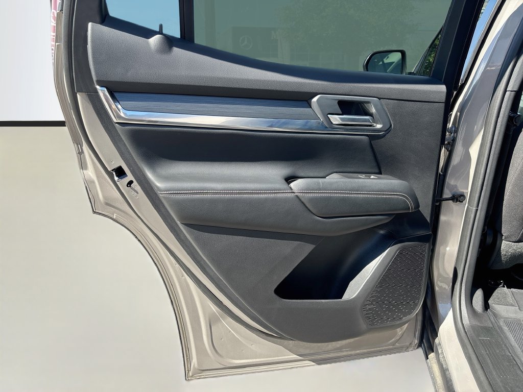 Used 2026 GMC Terrain Elevation w/ LPO, Floor Liner Package FWD image 14