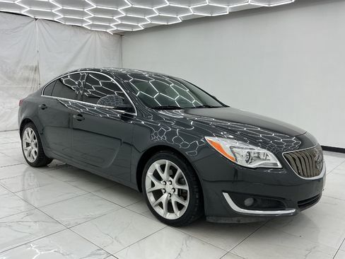 Used 2016 Buick Regal Premium w/ Driver Confidence Package #2 FWD image 7