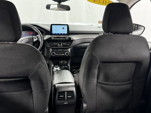 Used 2024 Ford Escape Active AWD/4WD image 18