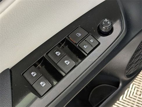 Used 2017 Toyota Prius Two image 14