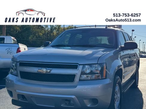 Used 2008 Chevrolet Avalanche LS AWD/4WD image 1