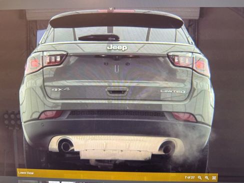 Used 2023 Jeep Compass Limited image 8