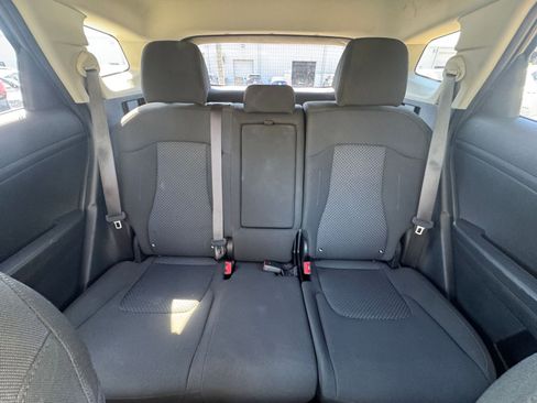 Used 2025 Kia Sportage LX image 37