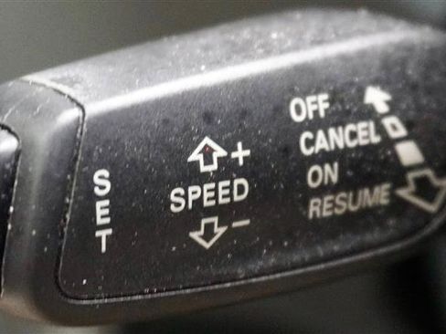 Used 2014 Audi A4 2.0T Premium Plus w/ Premium Plus Package image 18