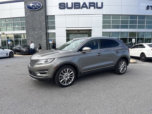 Used 2017 Lincoln MKC Reserve image 5