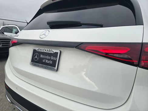 Used 2025 Mercedes-Benz GLC 300 GLC 300 image 15