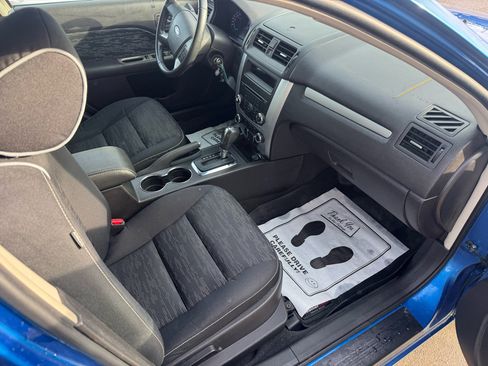 Used 2011 Ford Fusion SE w/ Sport Appearance Pkg image 11