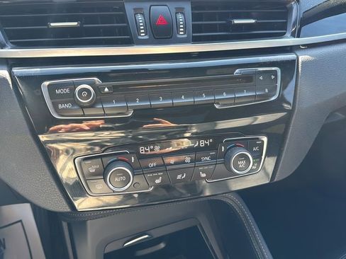 Used 2018 BMW X1 xDrive28i AWD/4WD image 24