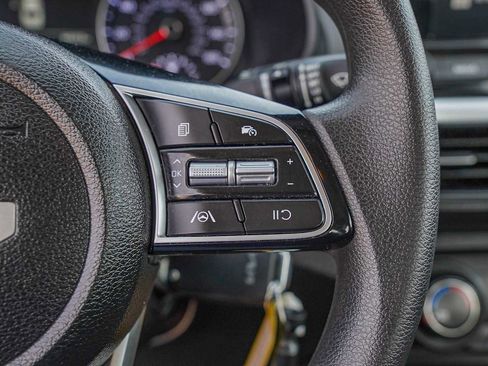 Used 2024 Kia Forte LXS image 14