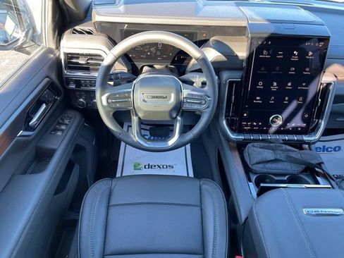 New 2026 GMC Yukon Denali w/ Sun & Power Step Package image 6