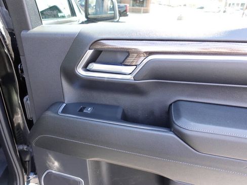 Used 2024 Chevrolet Silverado 1500 RST AWD/4WD image 30