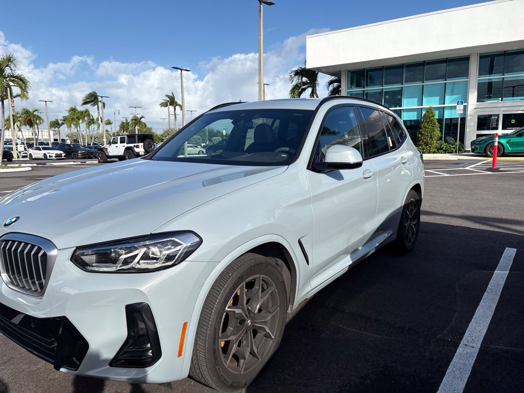 Certified 2024 BMW X3 sDrive30i w/ Premium Package RWD image 8