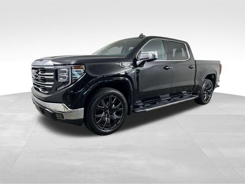Used 2023 GMC Sierra 1500 SLT w/ SLT Premium Plus Package AWD/4WD image 2