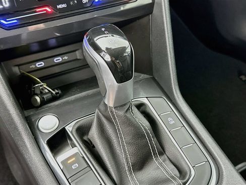 Used 2023 Volkswagen Tiguan SE FWD image 27