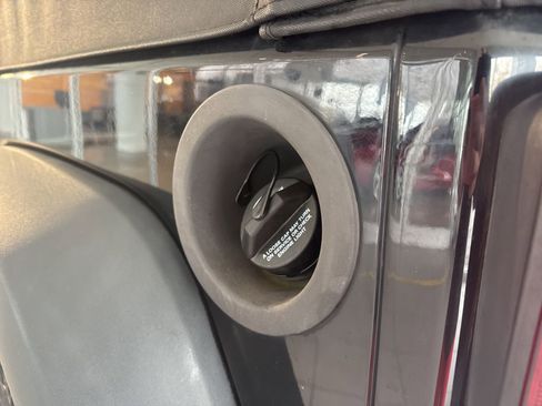 Used 2015 Jeep Wrangler Unlimited Sport w/ Quick Order Package 24S image 10