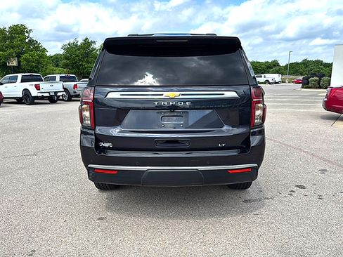 Used 2022 Chevrolet Tahoe LT w/ Luxury Package image 6