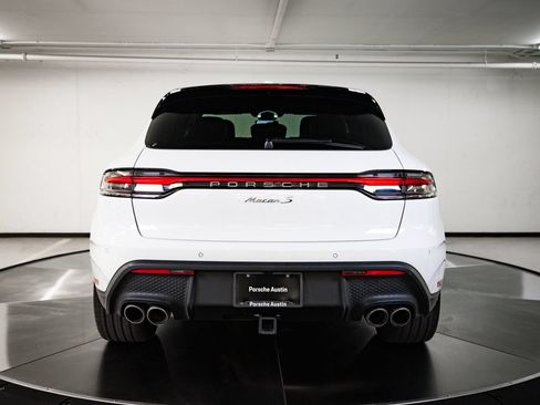Certified 2024 Porsche Macan S AWD/4WD image 6