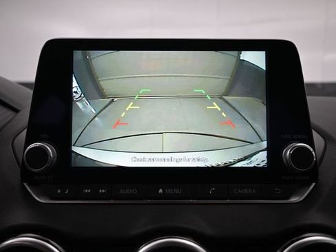 Used 2025 Nissan Sentra SV FWD image 18