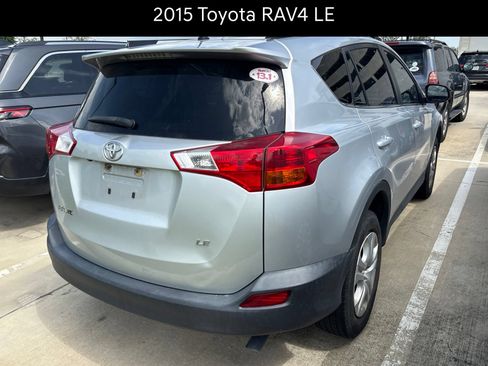 Used 2015 Toyota RAV4 LE FWD image 2
