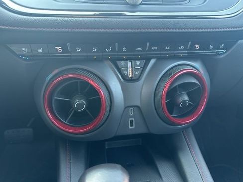 Used 2019 Chevrolet Blazer RS image 17
