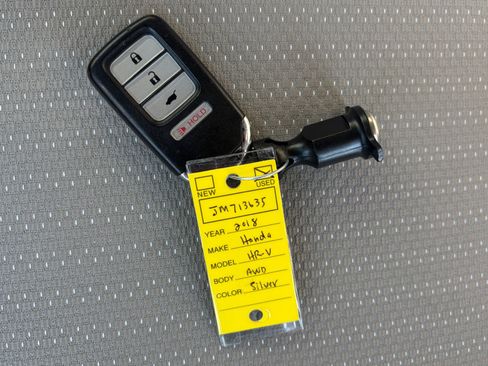 Used 2018 Honda HR-V EX image 34
