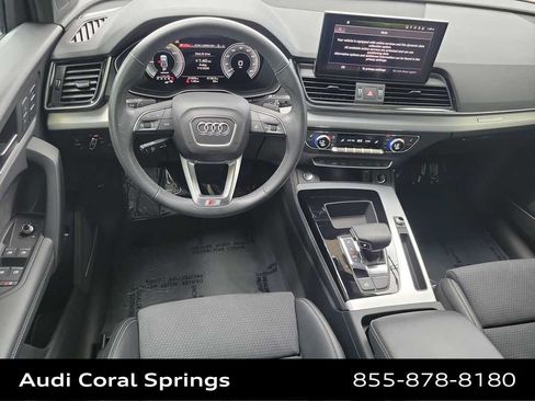 Certified 2024 Audi Q5 e Premium Plus w/ Premium Plus Package AWD/4WD image 10